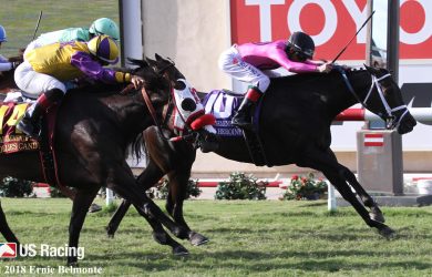 War Heroine hangs on to win the San Clemente (G2) at Del Mar (photo by Ernie Belmonte).